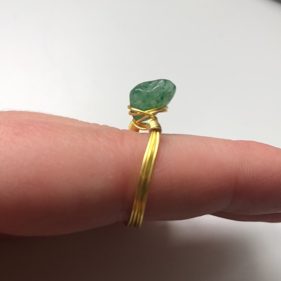 Gemstone ring - Picture 3 of 3